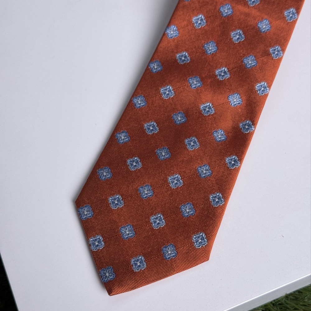 Brooks Brothers Makers and Merchant Hand Made Geometric Woven Silk Tie USA Made